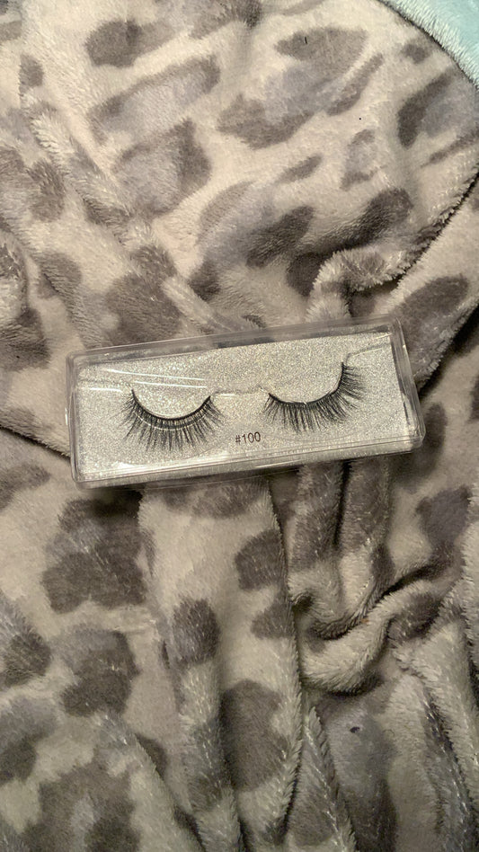 Classic lashes